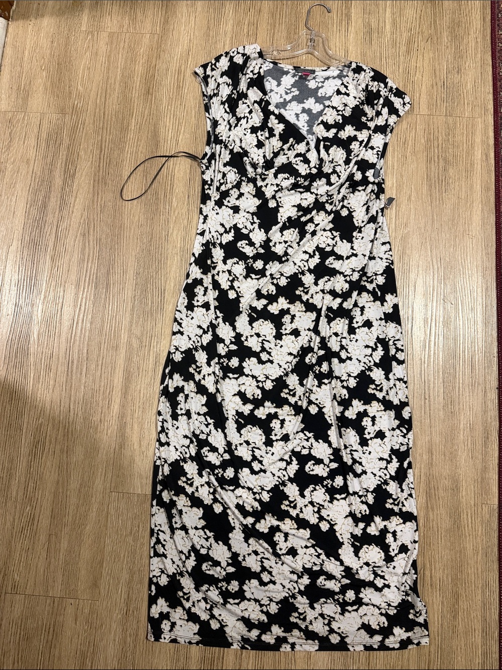 Vince Camuto Black & White Floral Wrap Maxi Dress XL
